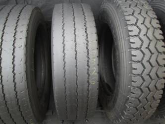 Opona używana 275/70R22.5 Pirelli MC88II