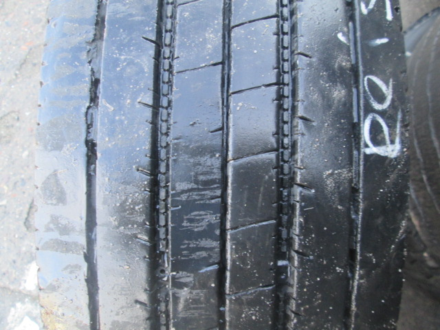 Opona używana 235/75R17.5 Goodyear RHS