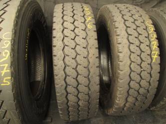 Opona używana 275/70R22.5 Bridgestone M758