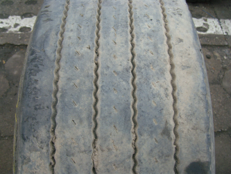 Opona używana 385/65R22.5 Goodyear BIEŻNIKOWANA