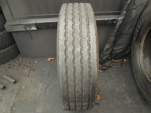 Opona używana 275/70R22.5 Continental BIEZNIKOWANA