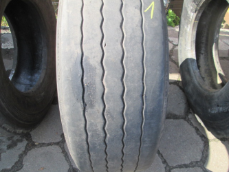 Opona używana 385/65R22.5 Michelin BIEŻNIKOWANA