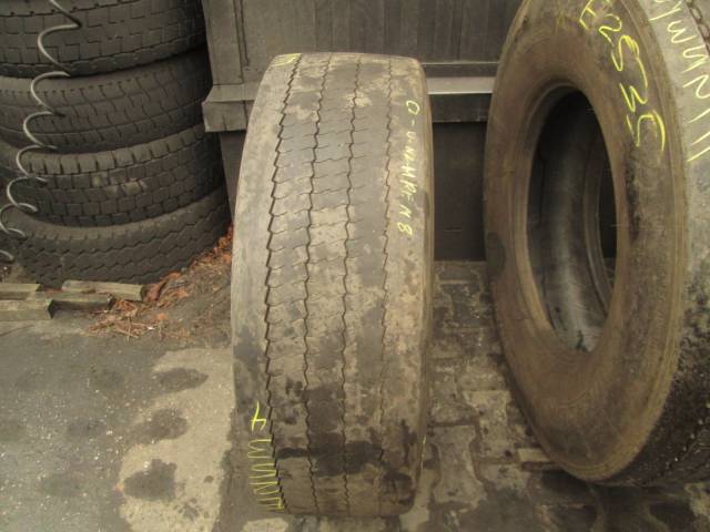 Opona używana 295/60R22.5 Goodyear BIEZNIKOWANA